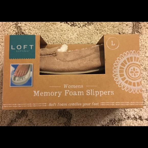 Loft Living Shoes Memory Foam Slippers Nwt Poshmark